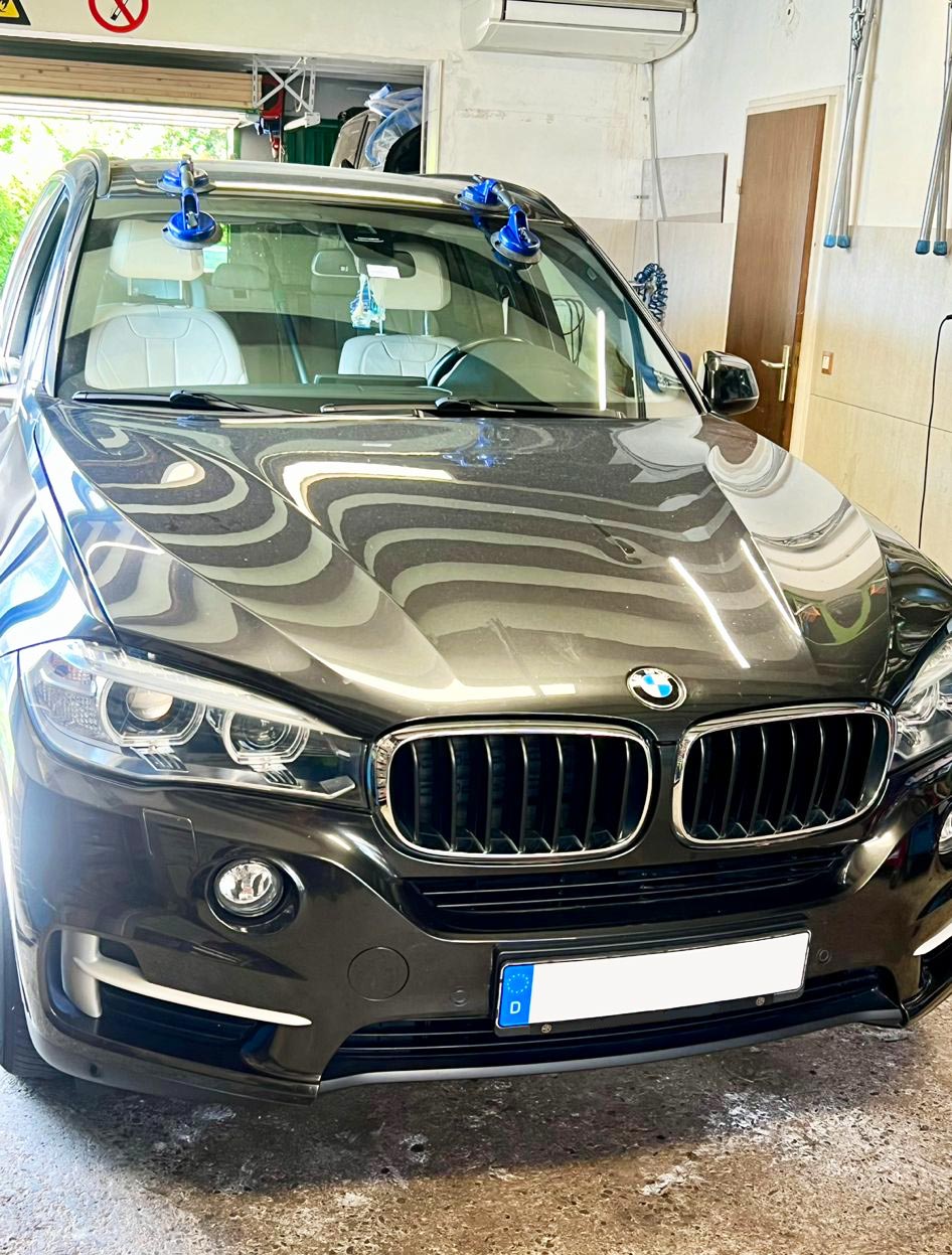 Scheibentausch bei einem BMW